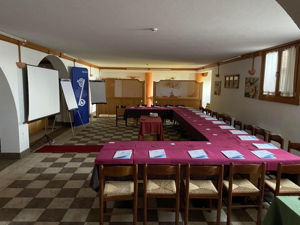 Rifugio Predaia Ai Todes'ci Hotel Tres