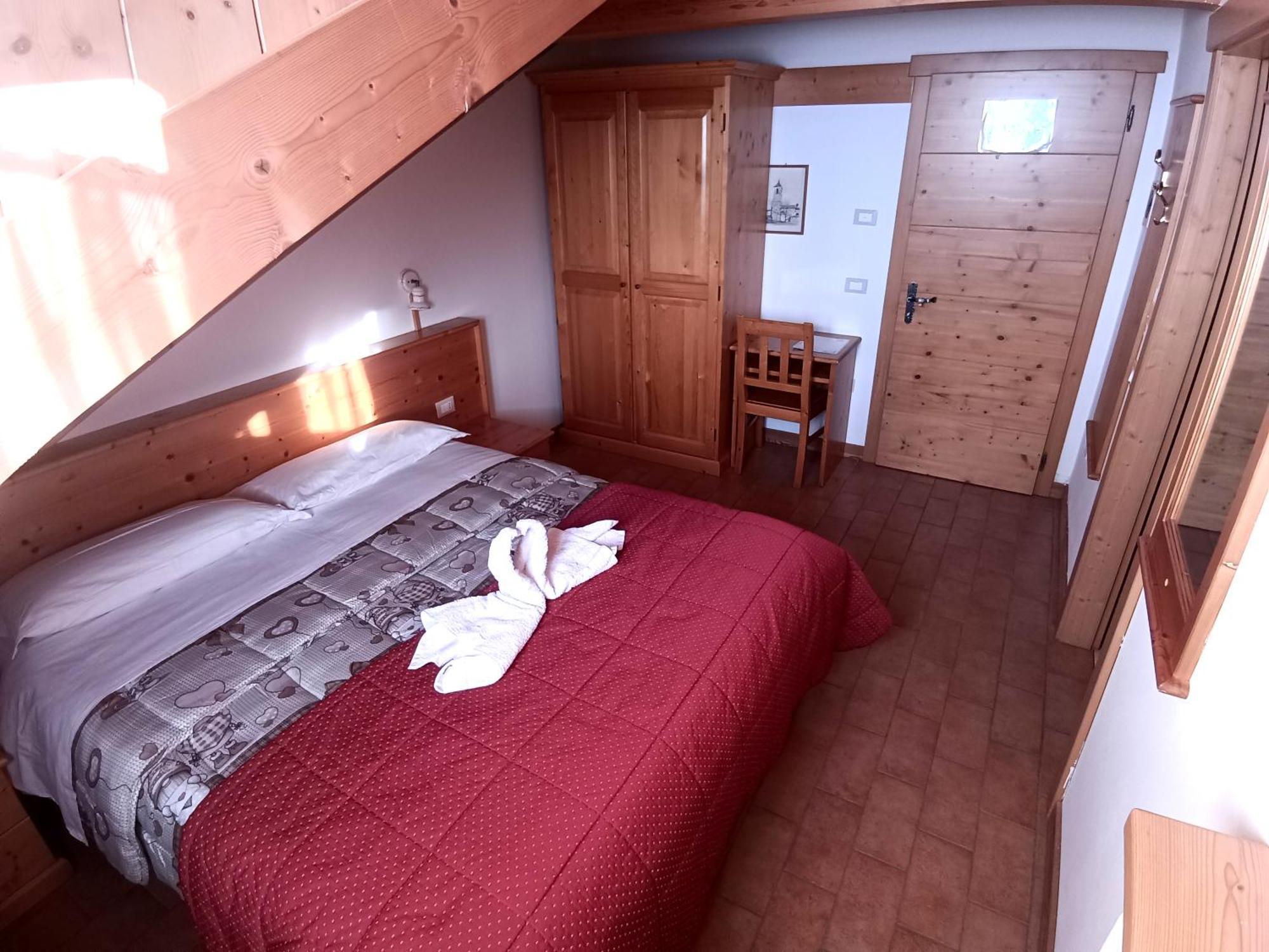 Rifugio Predaia Ai Todes'ci