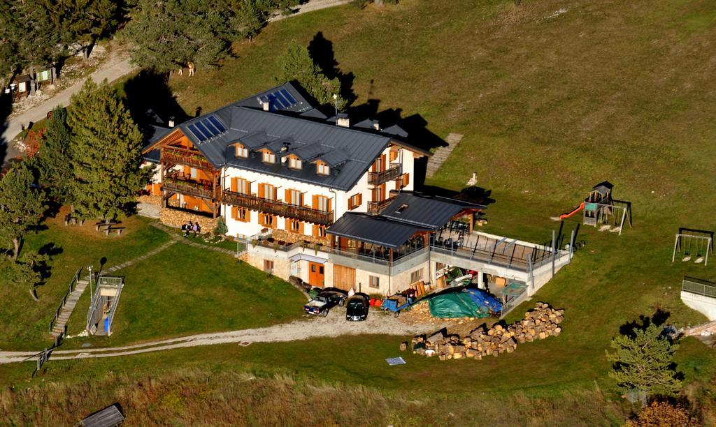 Hotel Rifugio Predaia Ai Todes'ci Tres